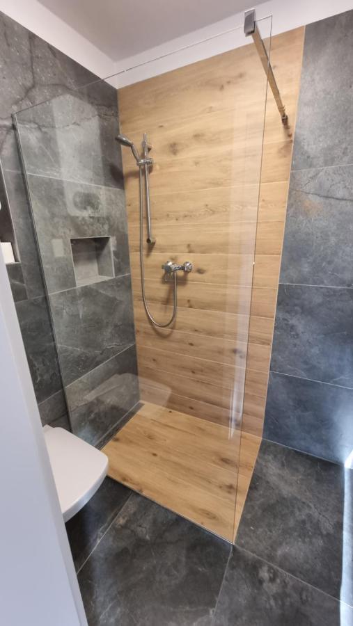 Apartament W Centrum Ченстохова Екстер'єр фото